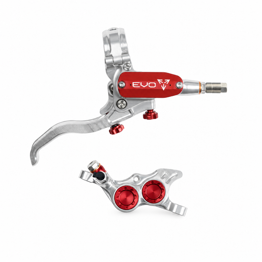HOPE TECH 4 EVO TR4 Bremse Silber/Rot — Bremshebel und Bremssattel vor weißem Hintergrund